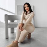 Komplet przylegający RISING OLAVOGA beżowy