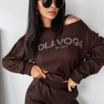 Komplet sweterkowy SALVIA OLAVOGA brązowy