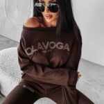 Komplet sweterkowy SALVIA OLAVOGA brązowy