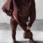 Dres damski DOWNTOWN OLAVOGA brązowy