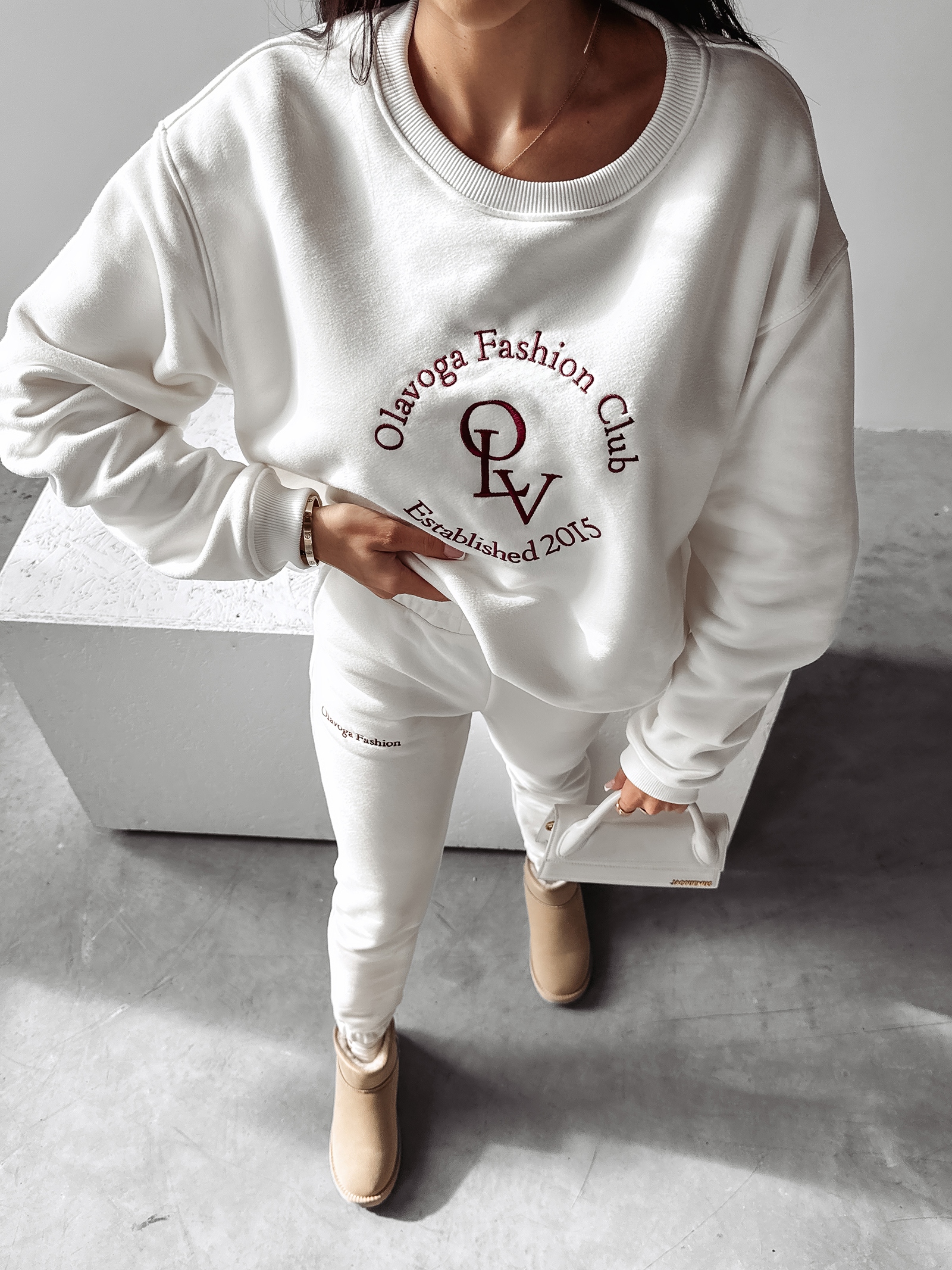 Dres damski DOWNTOWN OLAVOGA ecru