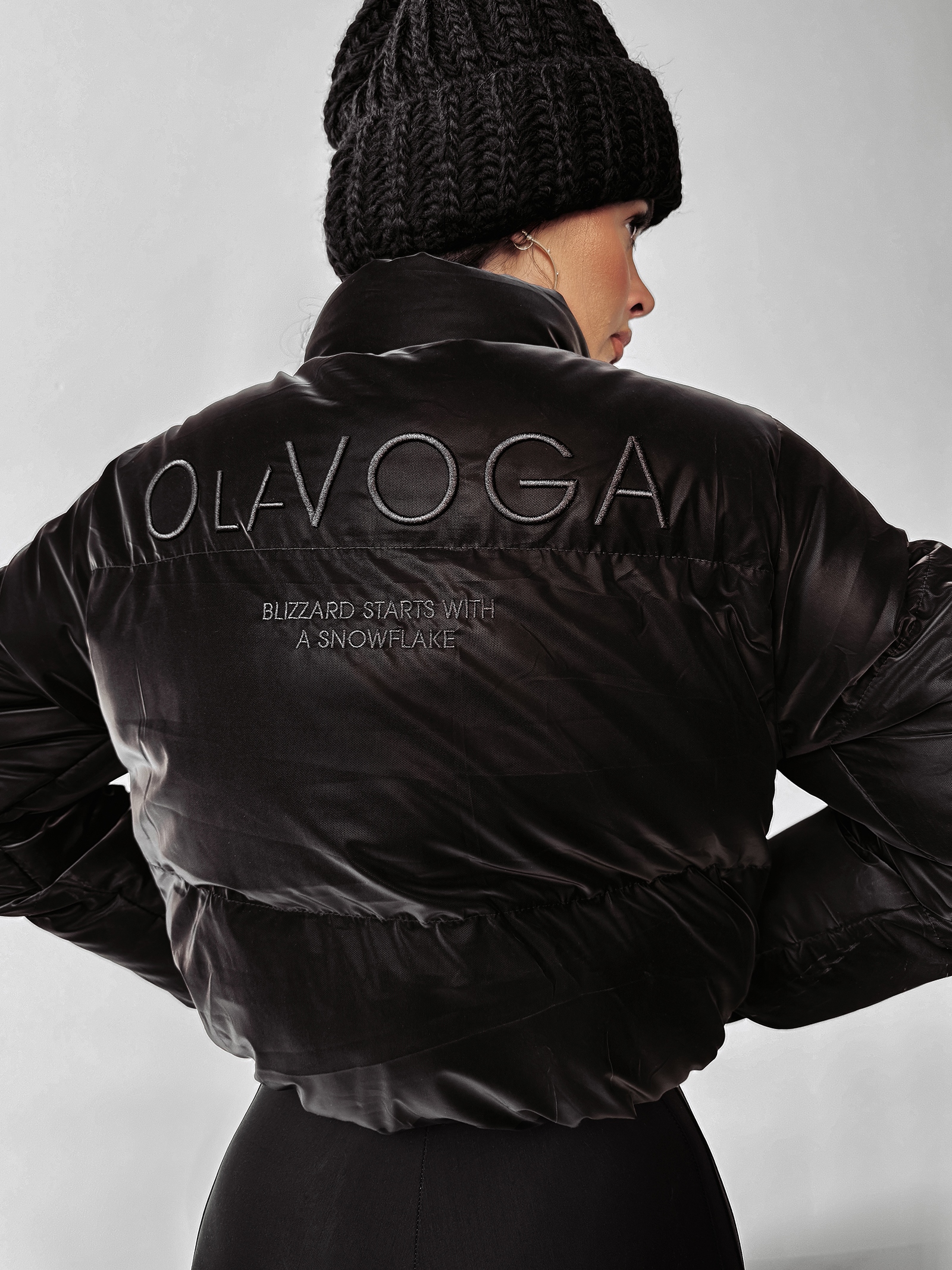 Kurtka pikowana CASCADA OLAVOGA czarna Kurtka pikowana CASCADA OLAVOGA czarna