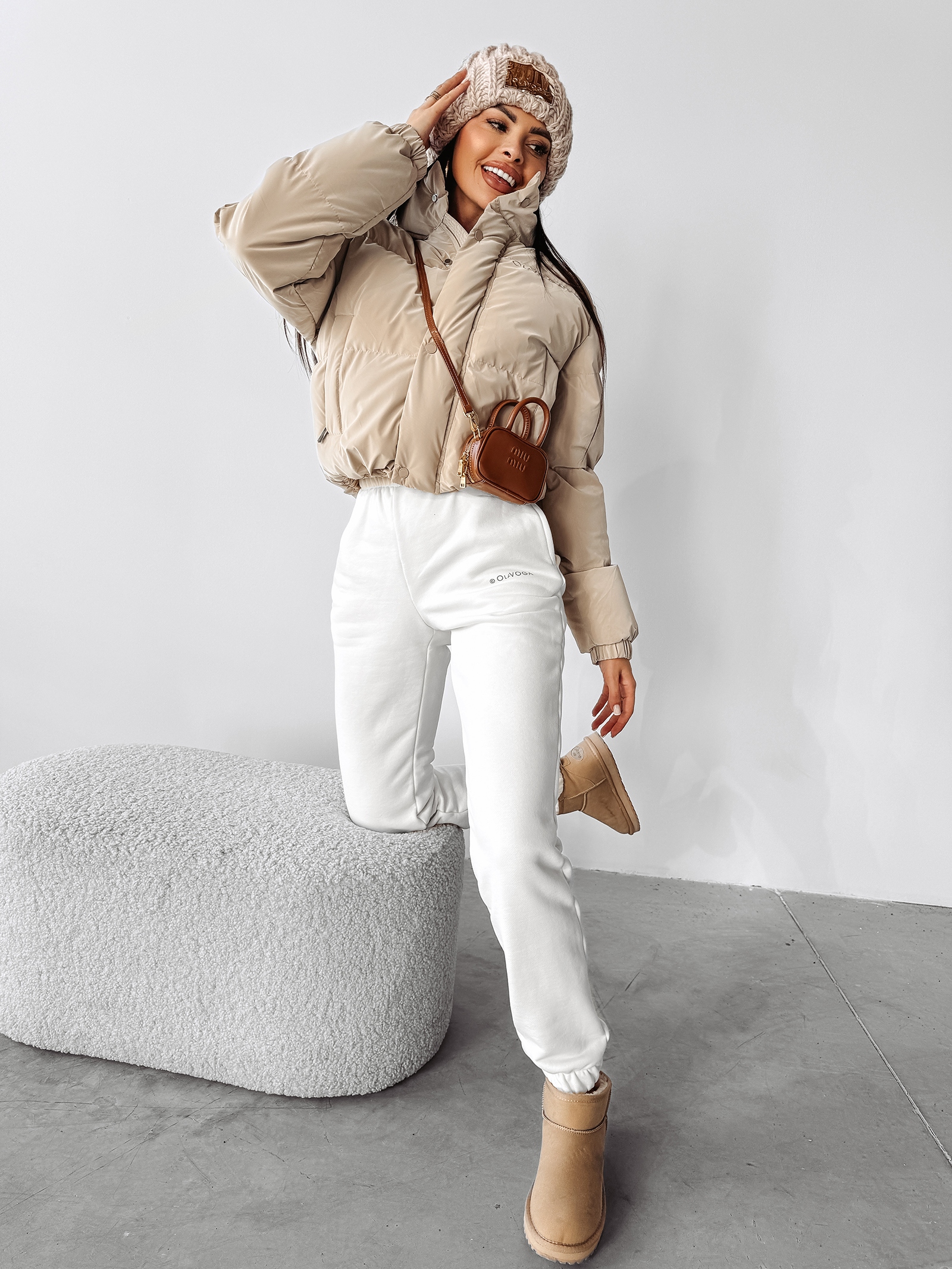 Kurtka pikowana CASCADA OLAVOGA beżowa