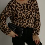 Sweter w panterkę Cadmir beżowy