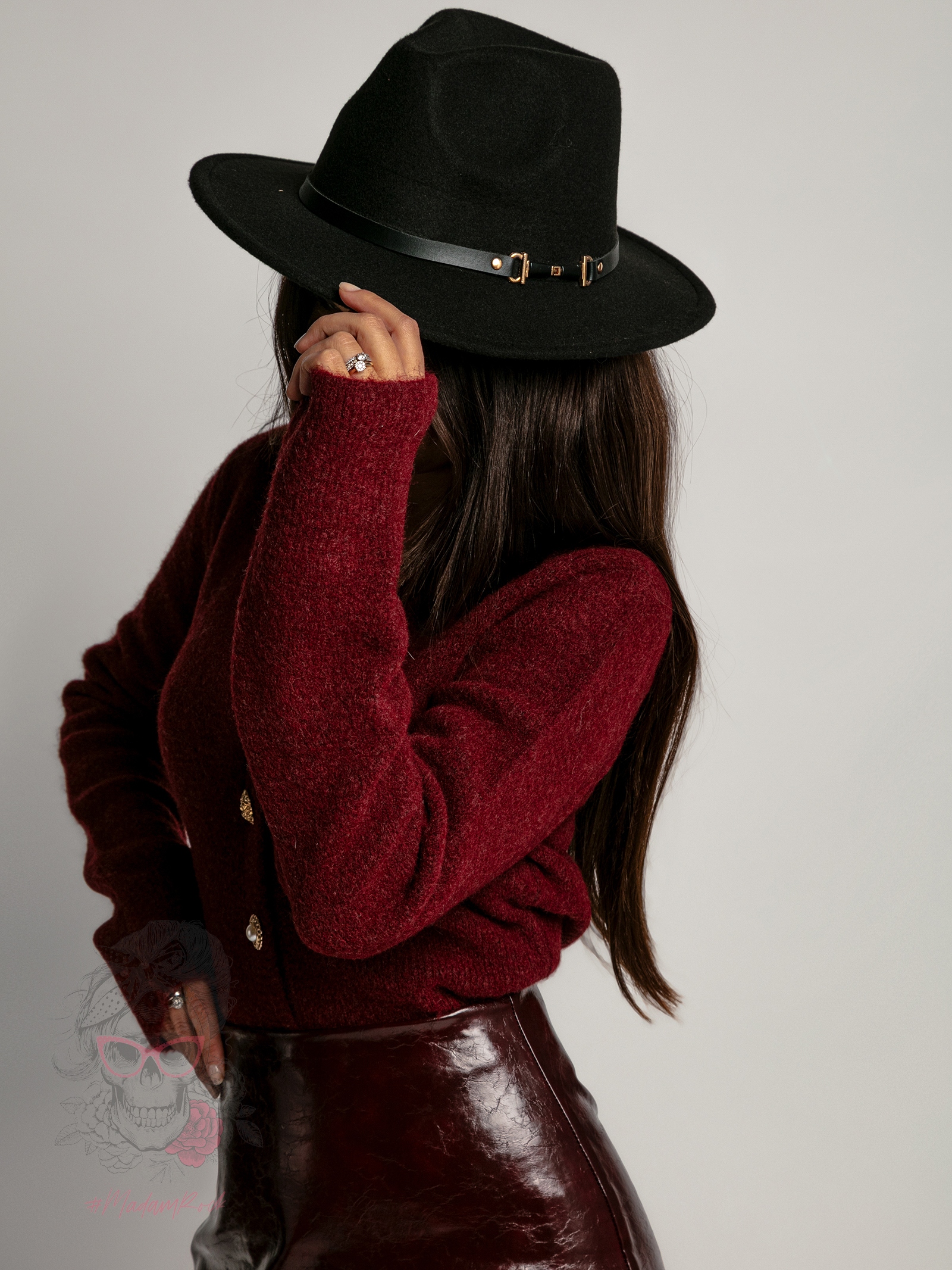 Sweterek z ozdobnymi guzikami Flosti bordowy