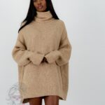 Sweter golf oversize Haat karmelowy