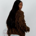 Sweter z frędzlami Marshi brązowy