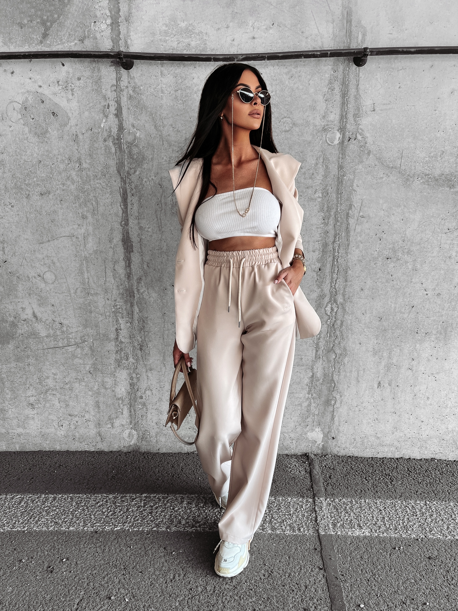 Garnitur komplet damski Kaylin Ola Voga beżowy Garnitur komplet damski Kaylin Ola Voga beżowy