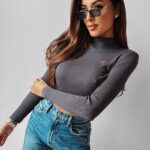 Sweter prążkowany z golfem Danna Ola Voga c.szary