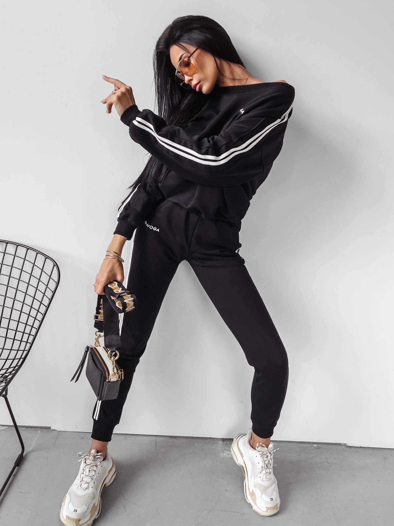 Komplet sportowy bawełniany Stripes Ola Voga czarny