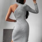 Sukienka dzianinowa modelująca Nali Ola Voga grafitowa