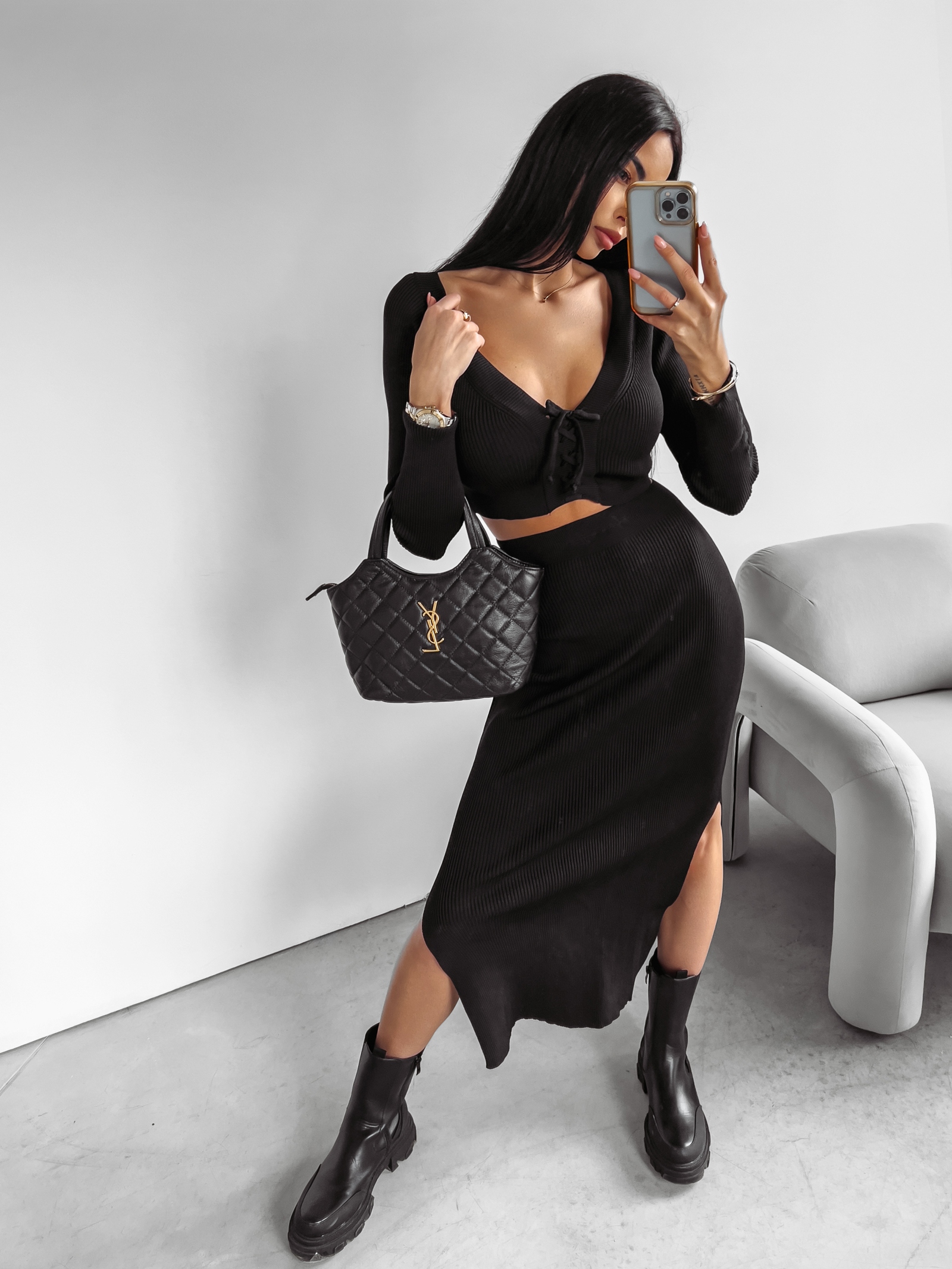 Komplet prążkowany casual RENA OLAVOGA czarny