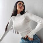 Sweter półgolf KRISTIN OLAVOGA ecru