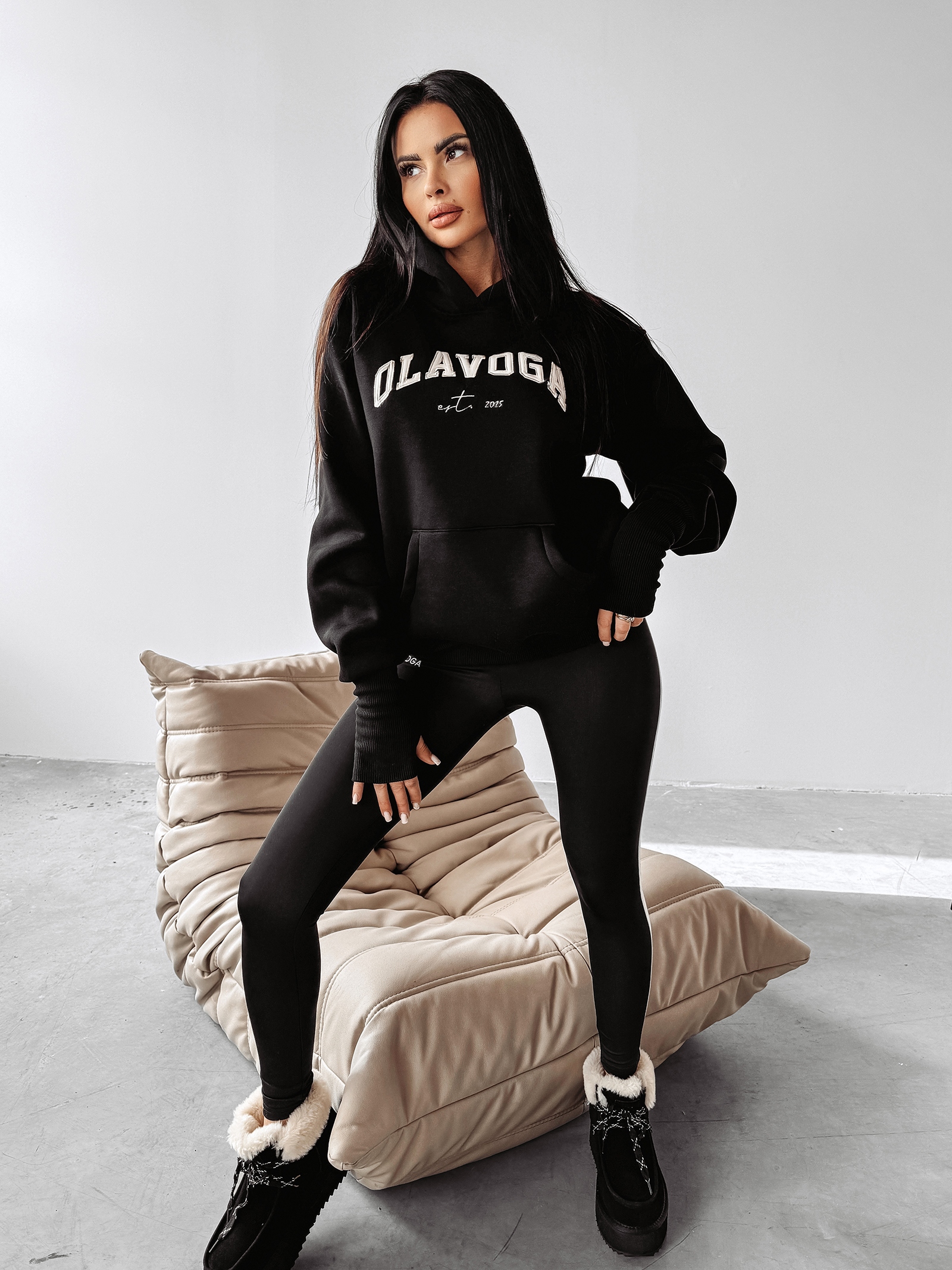 Bluza z kapturem RHODE OLAVOGA czarna