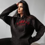 Bluza hoodie TOGADA OLAVOGA czarna