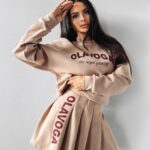 Komplet damski ze spódnicą CORNEL OLAVOGA beżowy