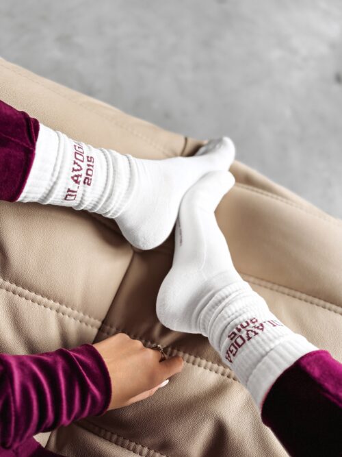 Skarpetki damskie KAVISO OLAVOGA ecru-bordo