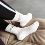 Skarpetki damskie KAVISO OLAVOGA ecru-czarny