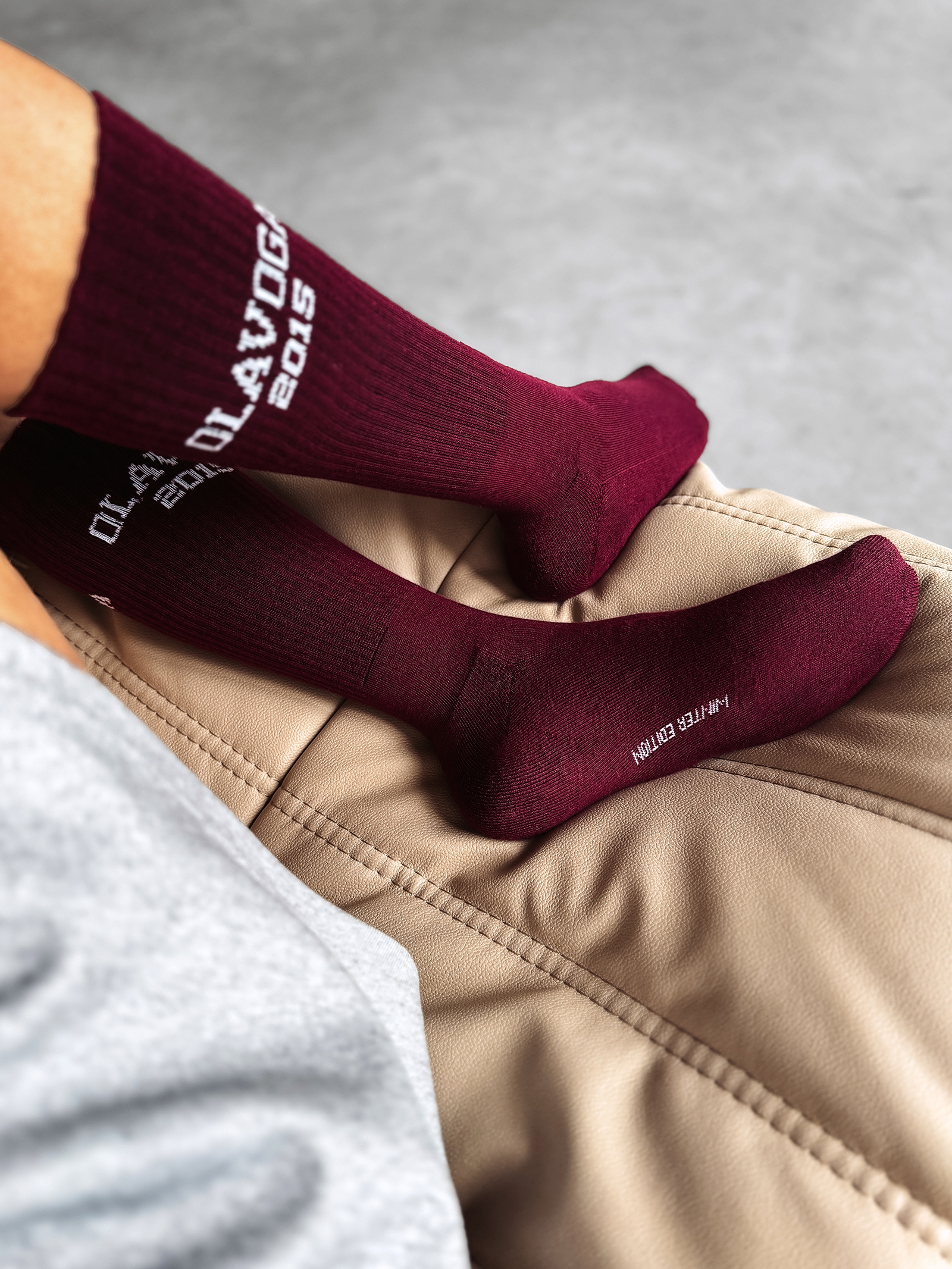 Skarpetki damskie KAVISO OLAVOGA bordo-ecru Skarpetki damskie KAVISO OLAVOGA bordo-ecru