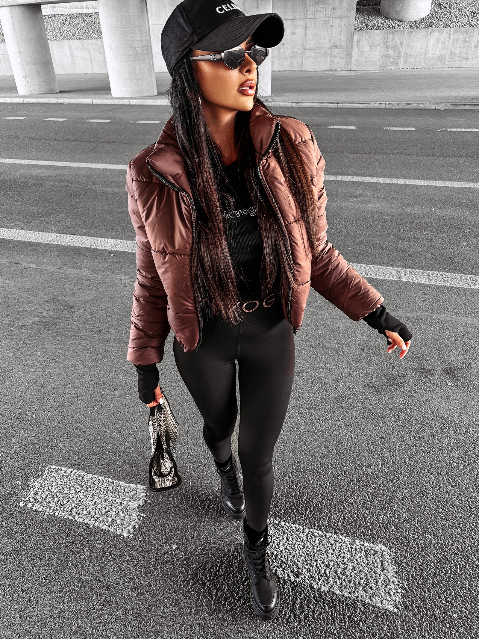 Kurtka puchowa bomber OLVERA OLAVOGA brązowa