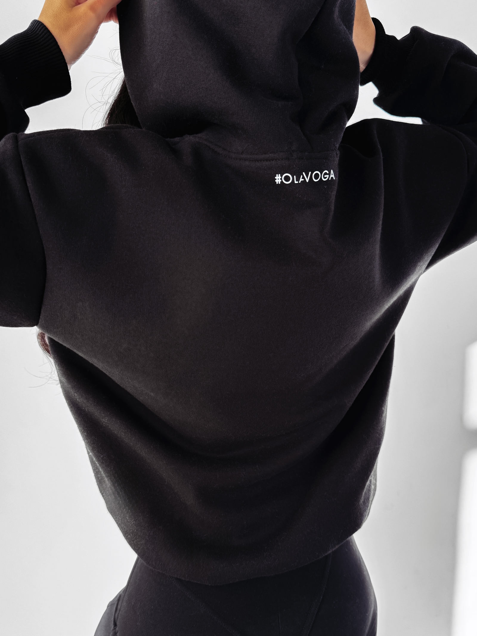 Bluza z kapturem Megan Ola Voga czarna