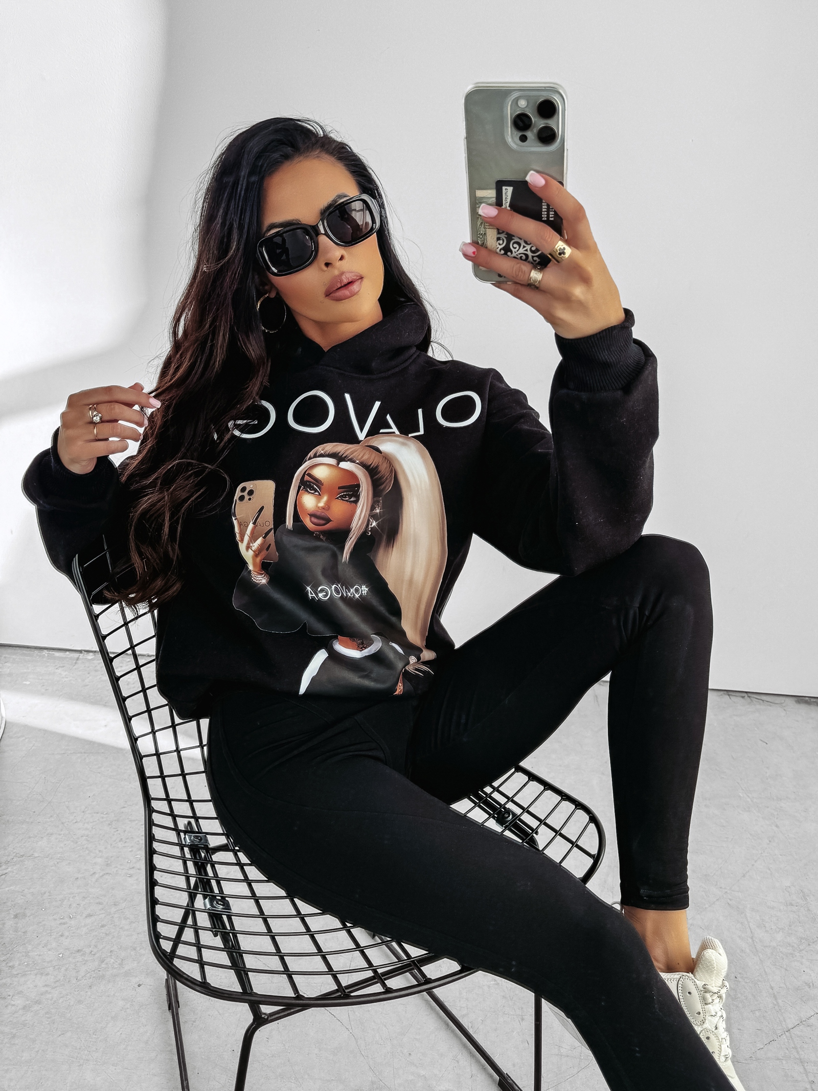 Bluza z kapturem Megan Ola Voga czarna