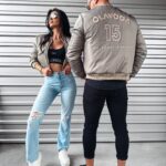 Kurtka damska logowana BOMBER OLAVOGA khaki