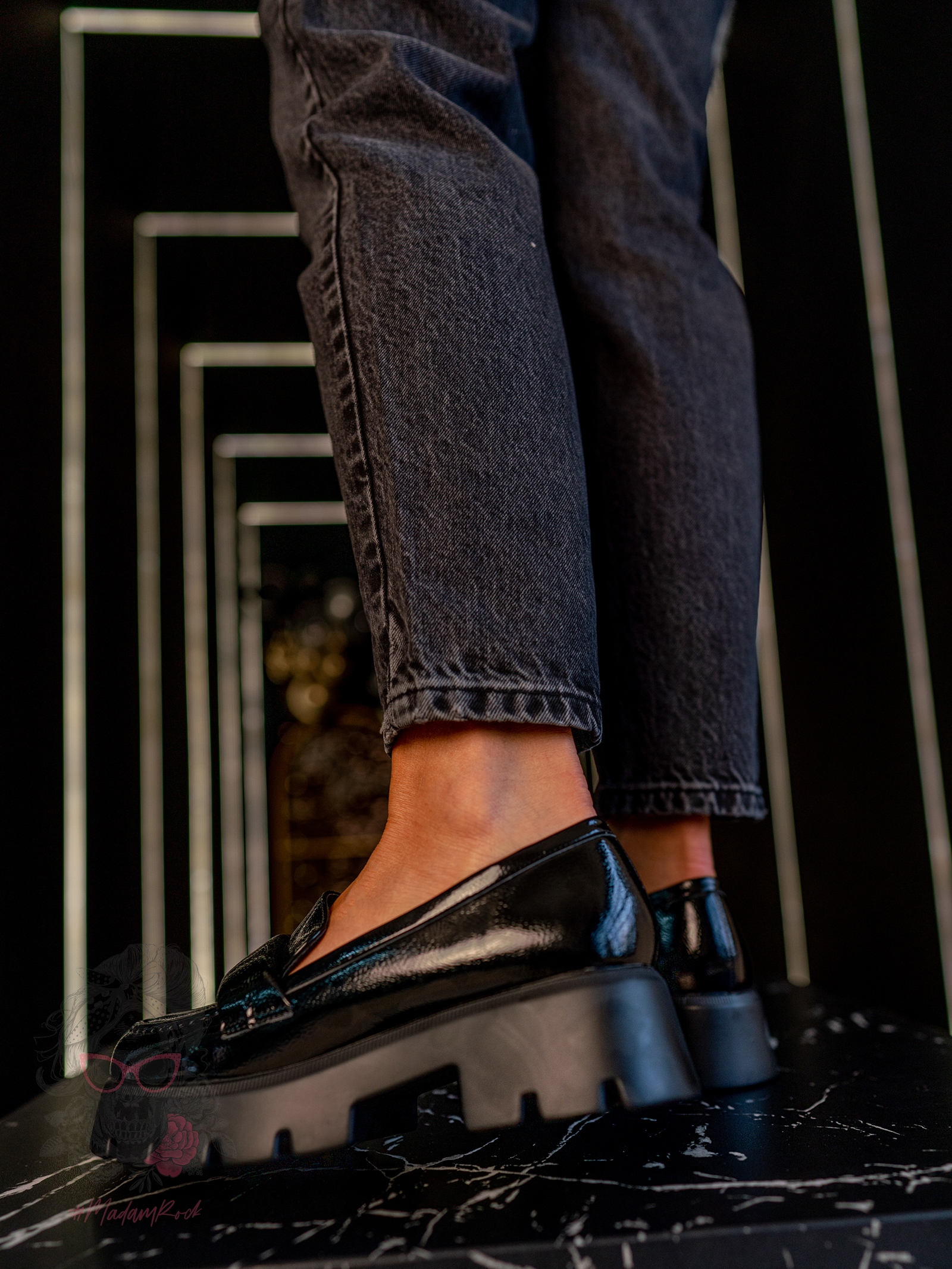 Mokasyny lakierowane Madam Sule czarne