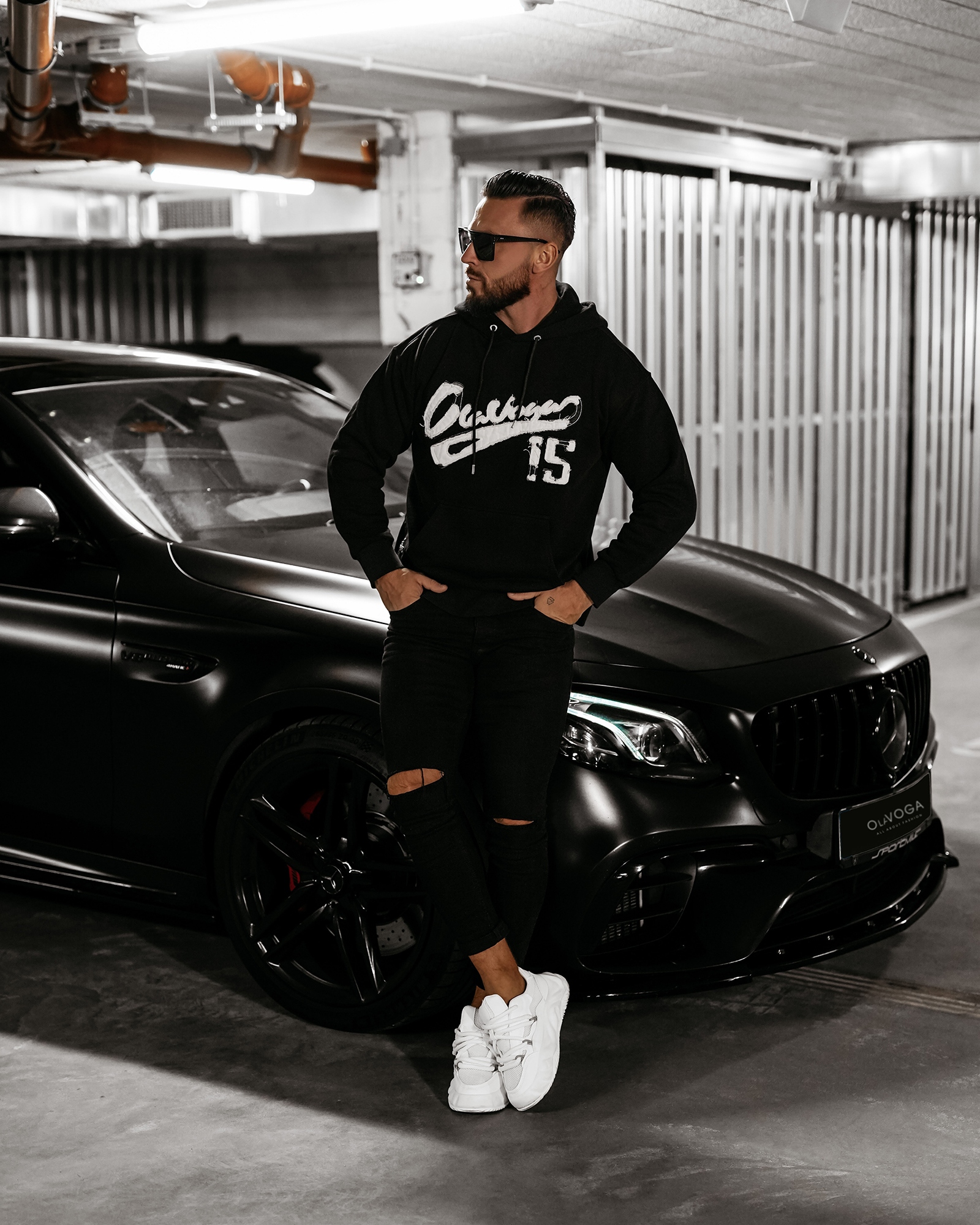 Bluza męska z kapturem WILD OLAVOGA czarna