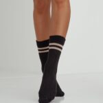 Skarpetki plecione w warkocz czarne