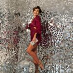 Sukienka cekinowa Revia różowa