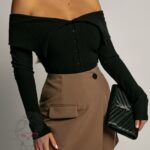 Bluzka prążkowana z kołnierzem LIDIA czarna