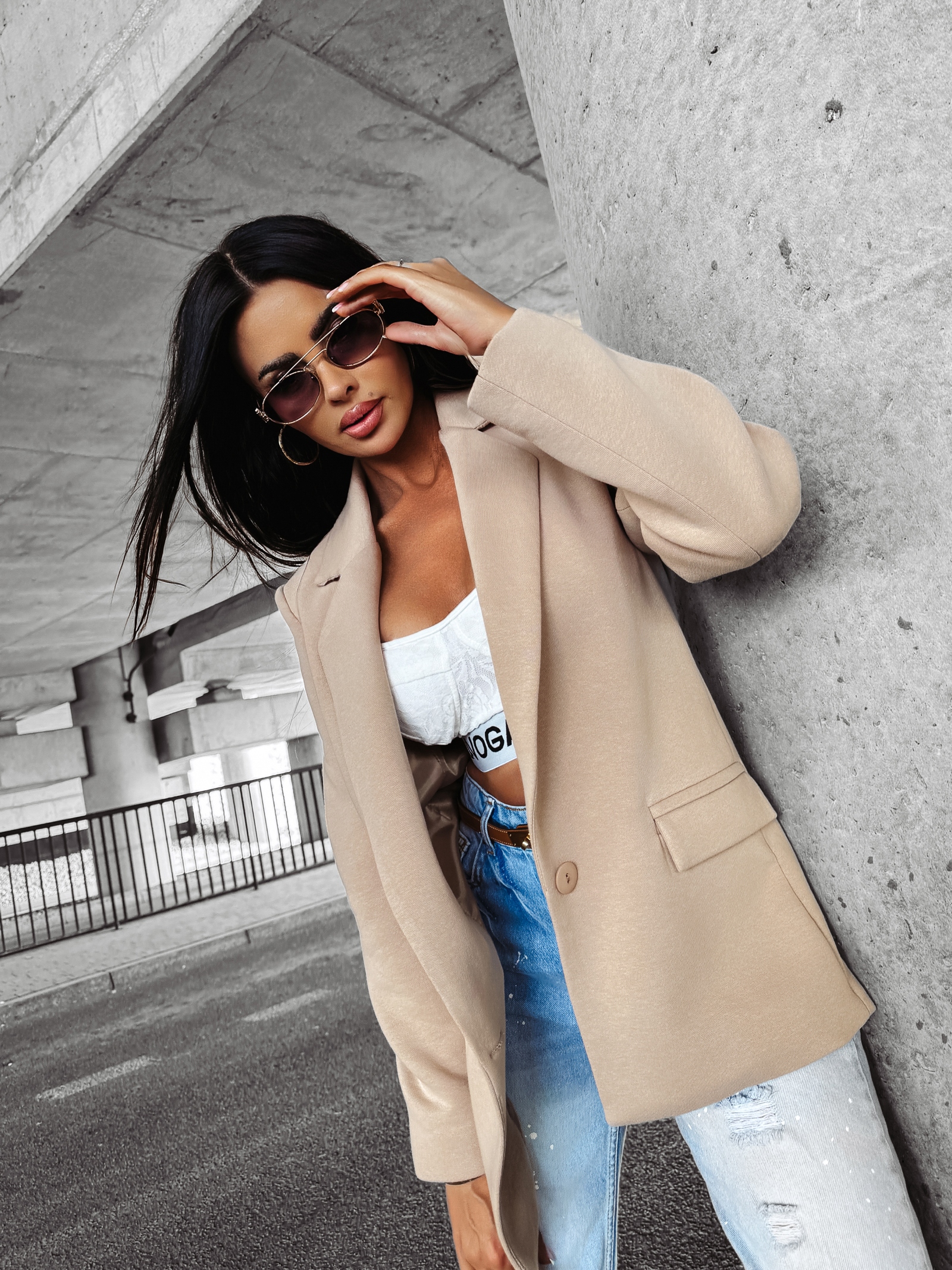 Marynarka oversize OVERFLOW OLAVOGA beżowa