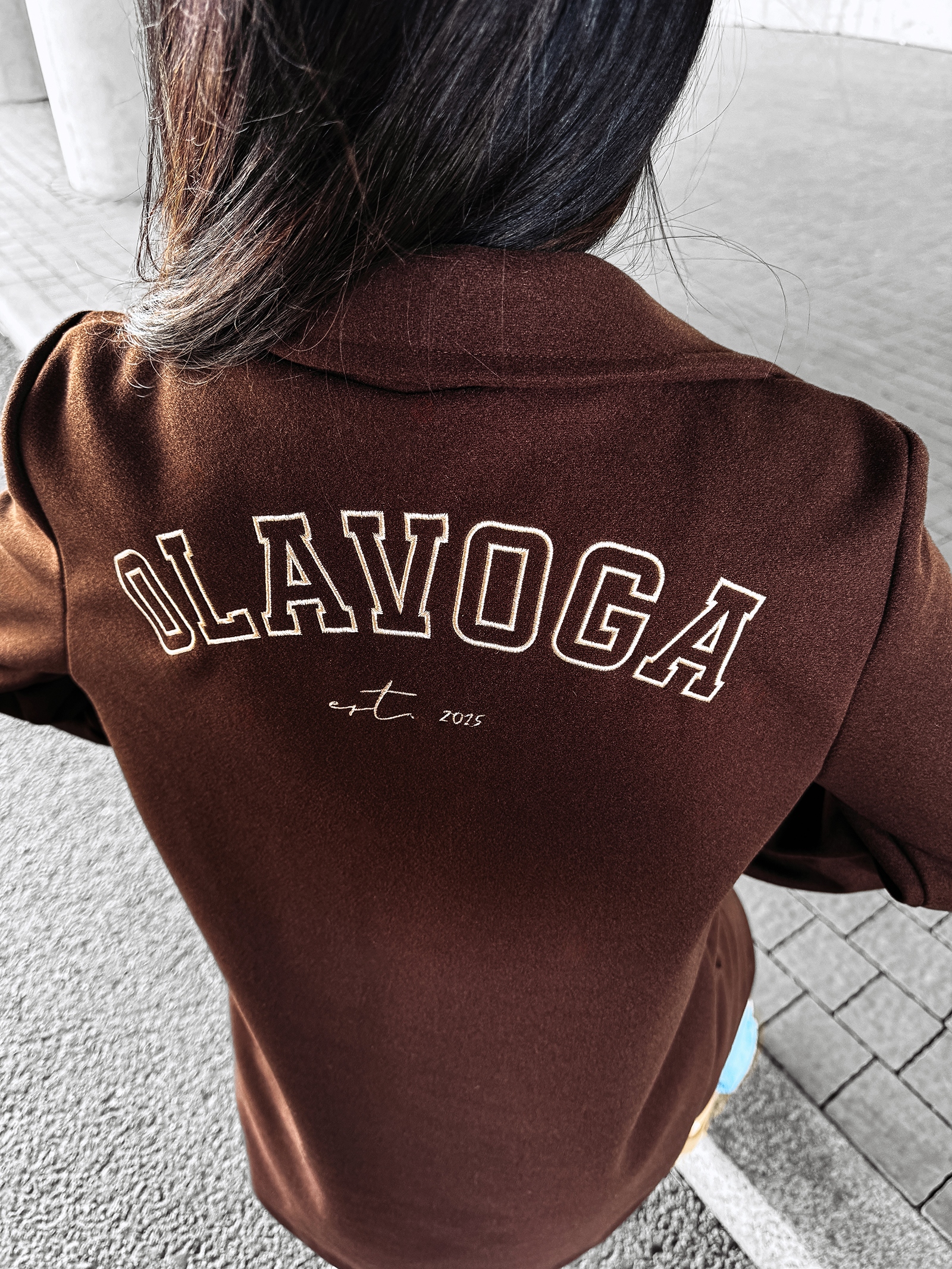 Płaszcz jesienny LOVER OLAVOGA brązowy Płaszcz jesienny LOVER OLAVOGA brązowy