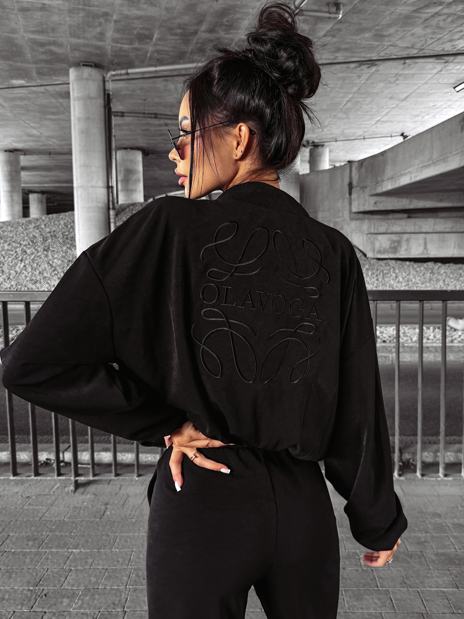 Komplet damski z bomberką SYDNEY OLAVOGA czarny Komplet damski z bomberką SYDNEY OLAVOGA czarny