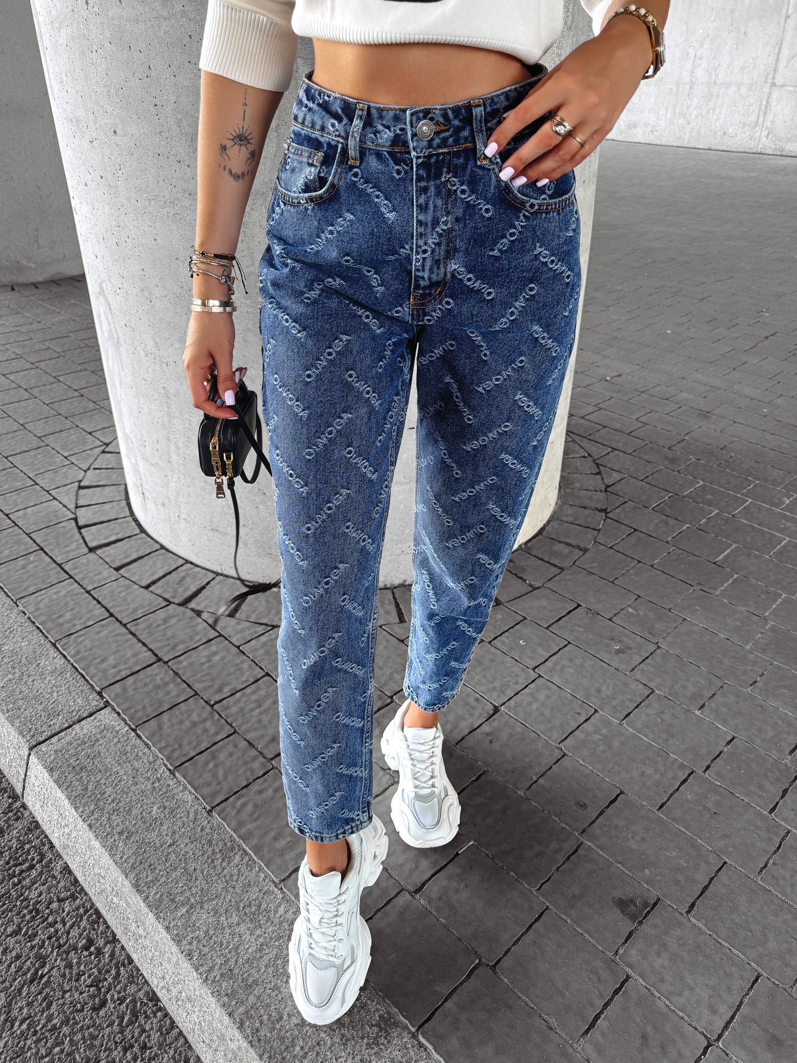 Spodnie mom jeans INTED OLAVOGA niebieskie