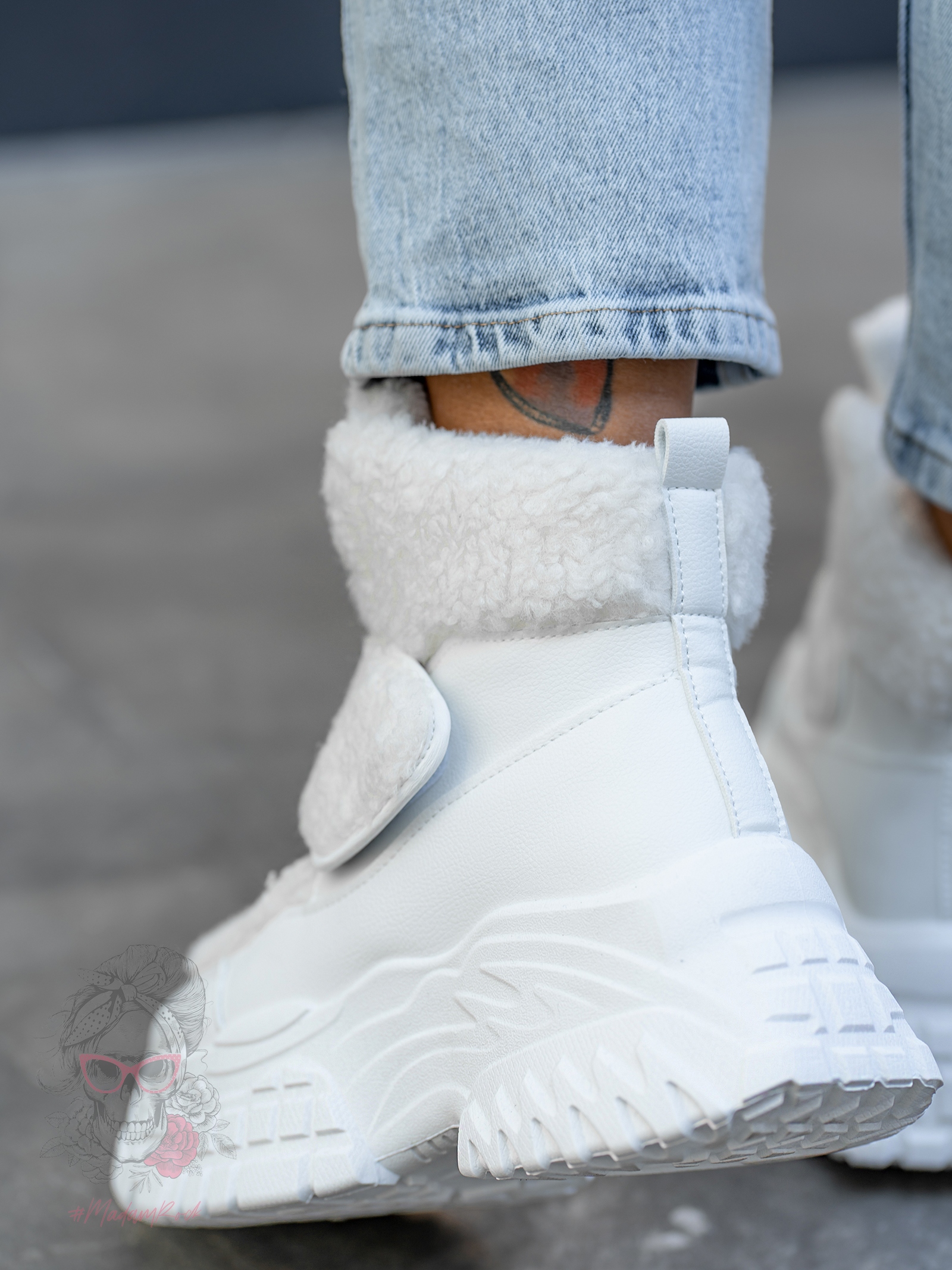 Botki z barankiem Madam Dobbs białe Botki z barankiem Madam Dobbs białe