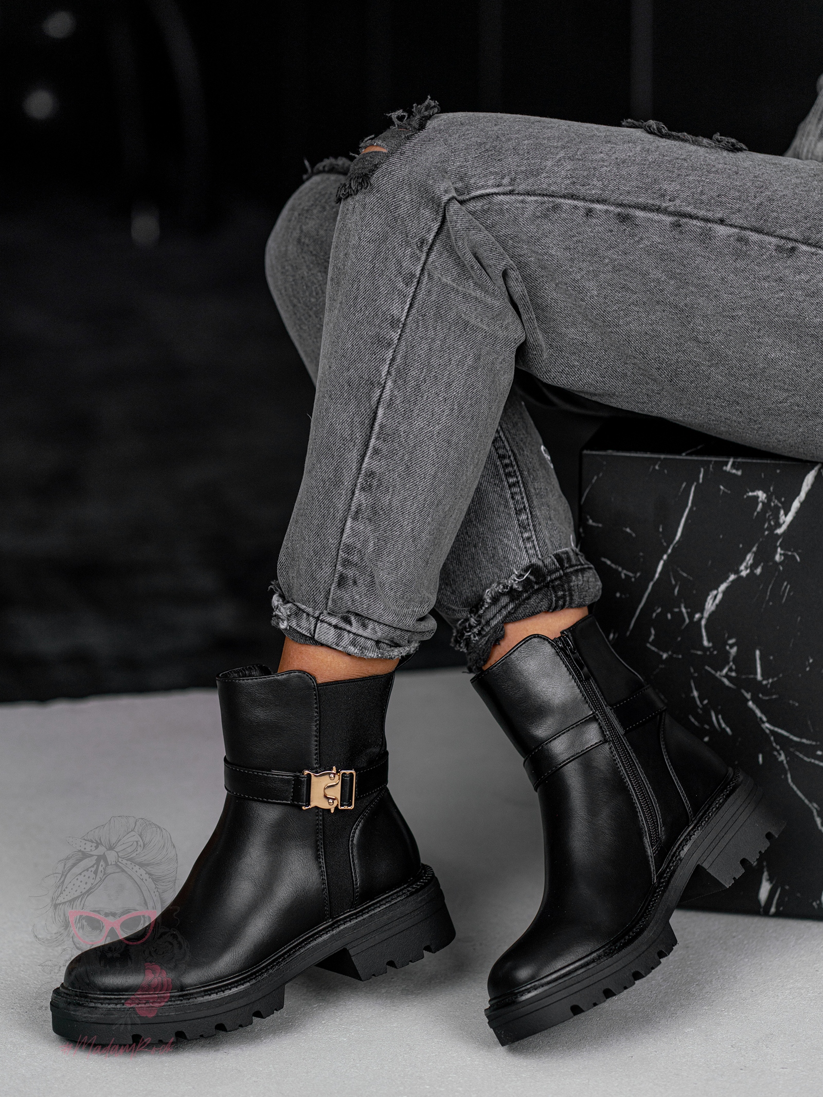 Botki klasyczne Madam Erts matowe czarne Botki klasyczne Madam Erts matowe czarne