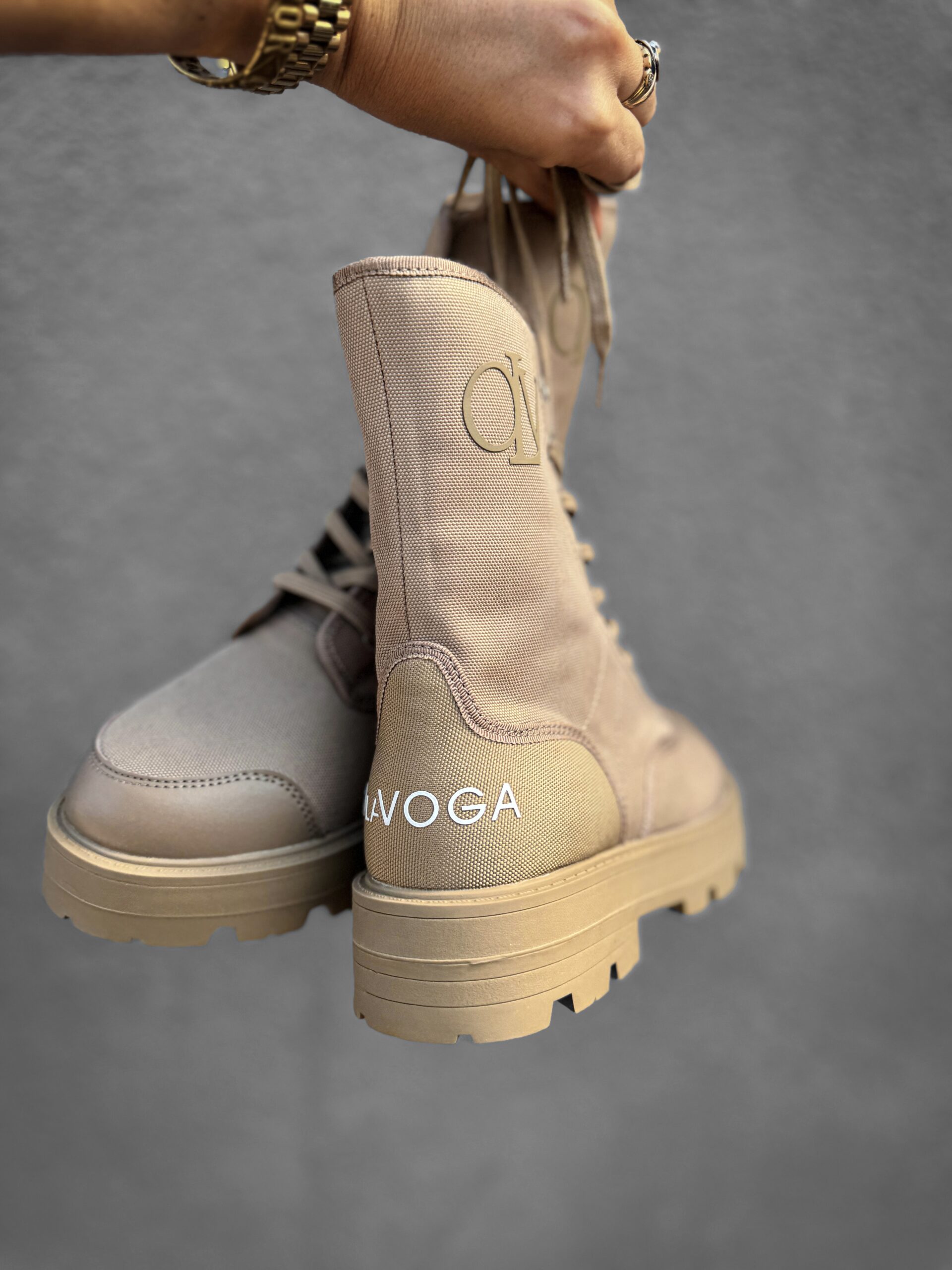 Workery damskie wiązane PASSION OLAVOGA beżowe Workery damskie wiązane PASSION OLAVOGA beżowe