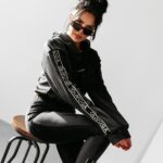 Dres damski welurowy CHANDAL OLAVOGA czarny