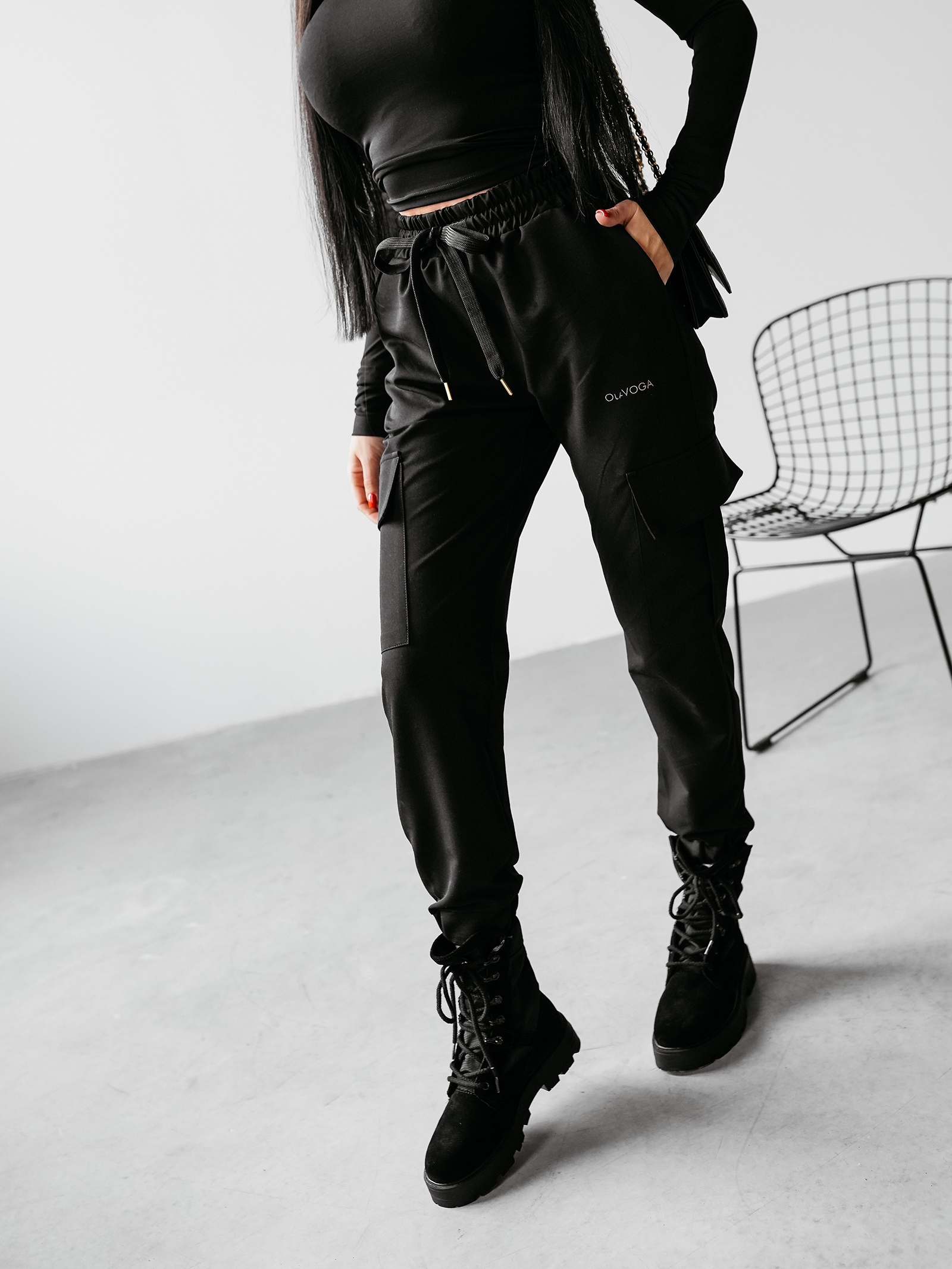 Spodnie cargo TASCE OLAVOGA czarne