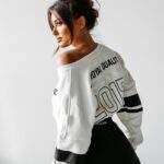 Bluza krótka KIRALI OLAVOGA ecru