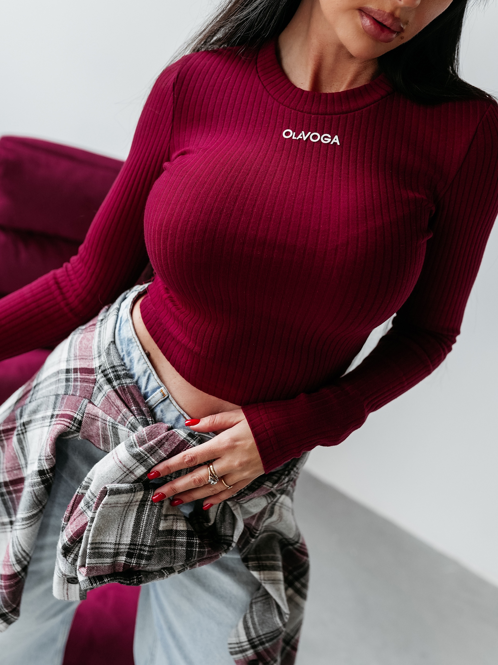 Bluzka przylegająca ATLANTA OLAVOGA bordowa