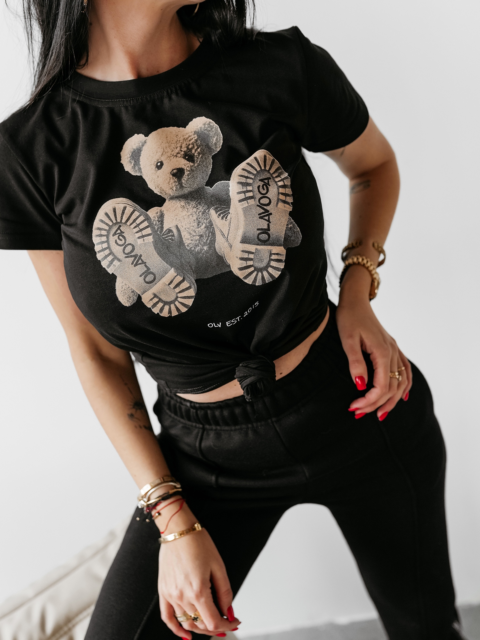 T-shirt taliowany NALLE OLAVOGA czarny