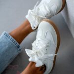 Buty sportowe z perłami Madam Bridge białe