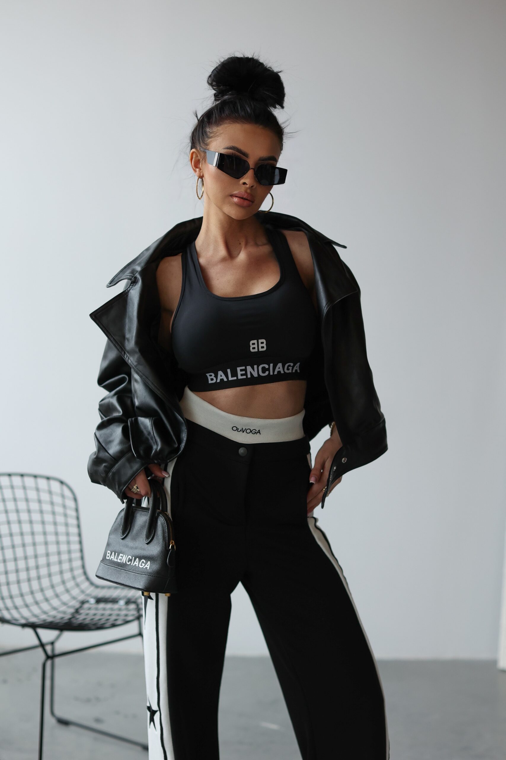 Spodnie casual ESTELLA OLAVOGA czarne