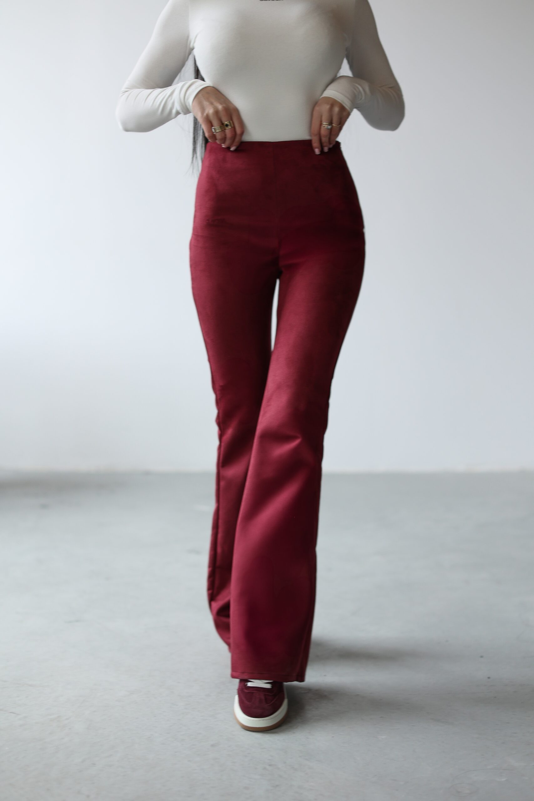 Spodnie zamszowe ZENO OLAVOGA bordowe