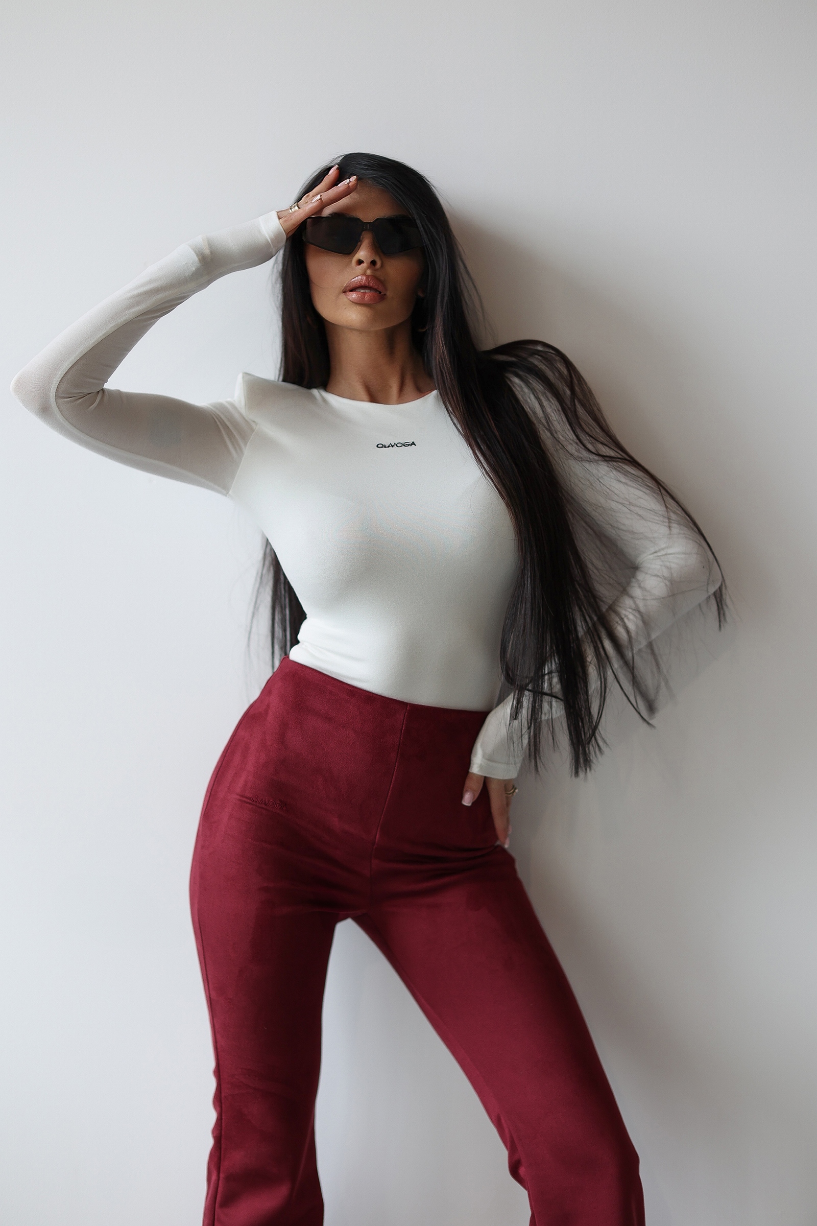 Body klasyczne WISADA OLAVOGA ecru