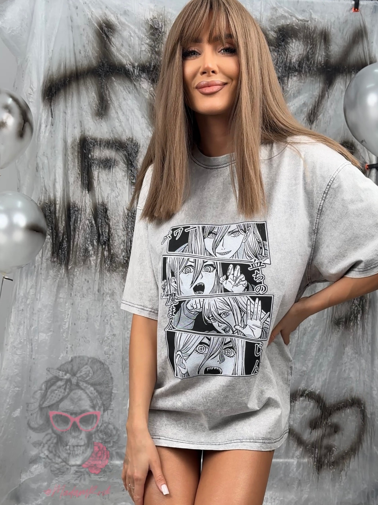 T-shirt dekatyzowany Anime jasnoszary