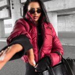 Kurtka puchowa bomber OLVERA OLAVOGA bordowa